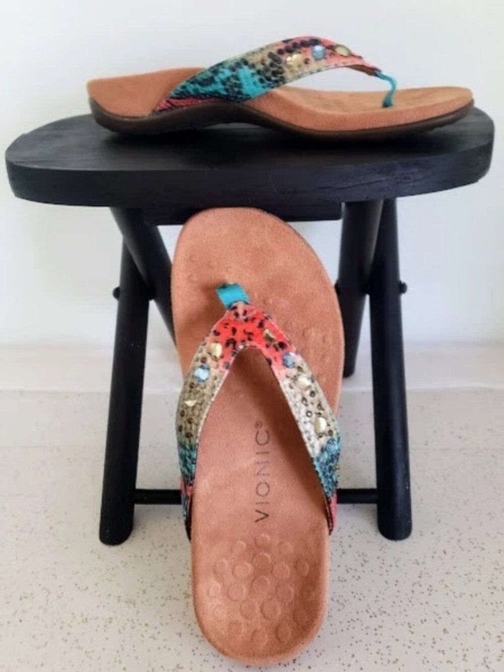 Vionic Lucia Snake Multi Blue Teal Sandal Flip Flop Thong Orthotic Women Size 5